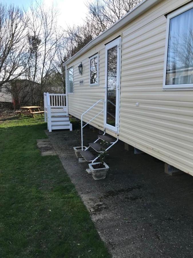 The Winchester Luxury Pet Friendly Caravan On Broadland Sands Holiday Park Between Lowestoft And Great Yarmouth Hotel Corton  Buitenkant foto